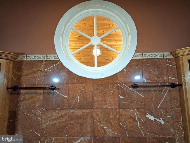 Building Photo - 2254 Winchester Rd