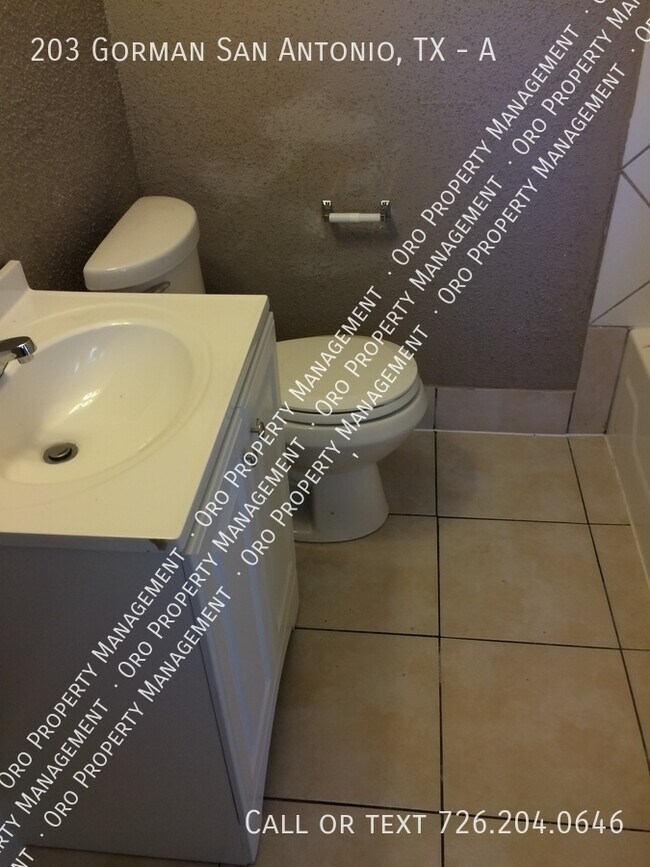 Building Photo - 203 Gorman