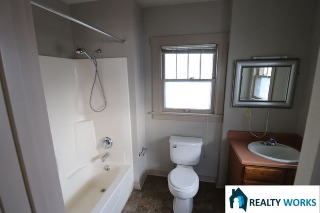 Building Photo - 2611 A St