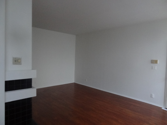 Building Photo - 3648 Motor Ave