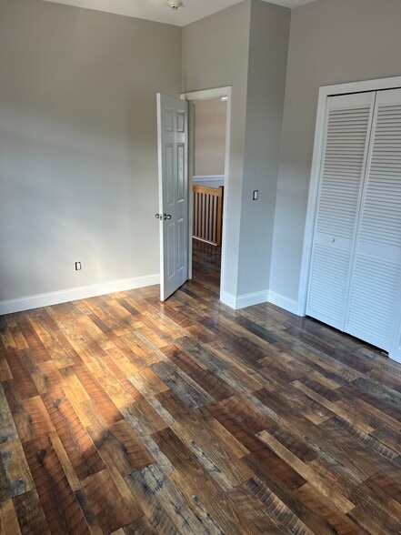 BR 3 - 40 Osborne Ave