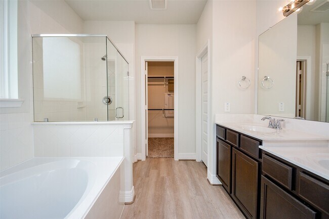 Building Photo - 21278 Catalina Palm Dr