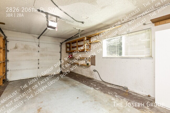 Building Photo - 2826 206th Pl SW