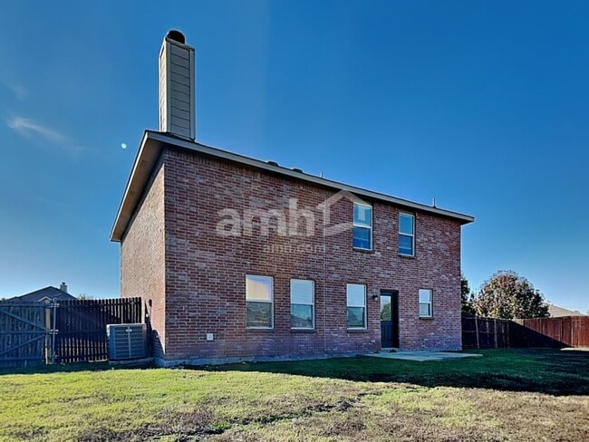 Building Photo - 306 Azalea Dr