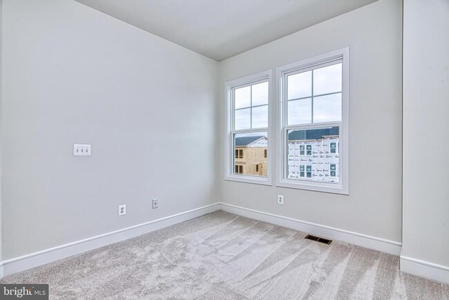 Building Photo - 120 Checkerspot Wy