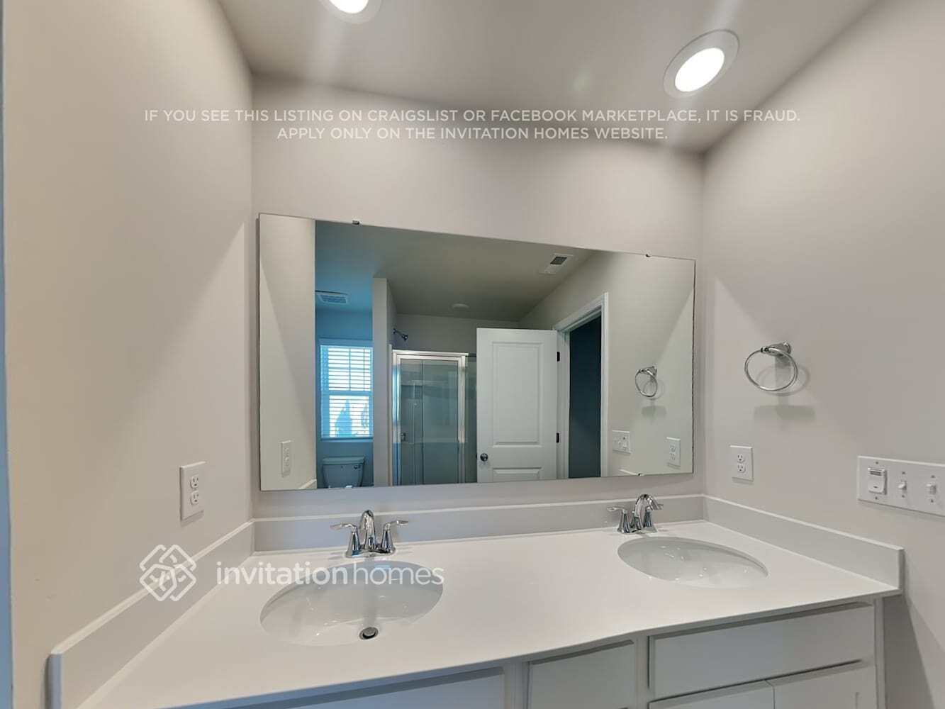 Building Photo - 2348 Pebble Close Ct