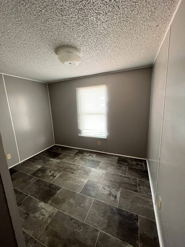 Building Photo - 109 Embert Ln