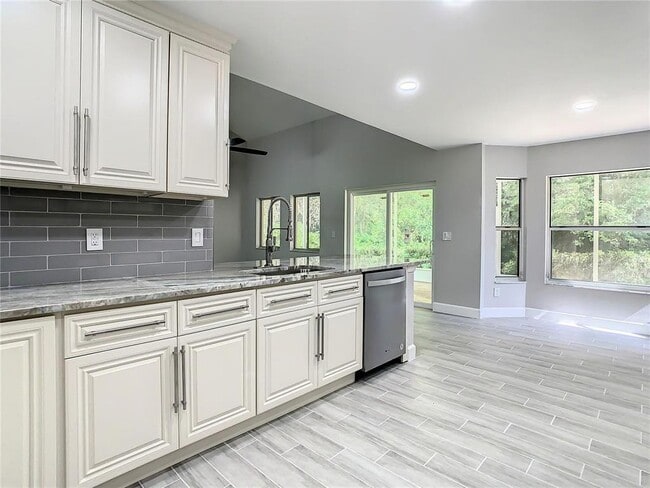 Building Photo - 6708 Yardley Way