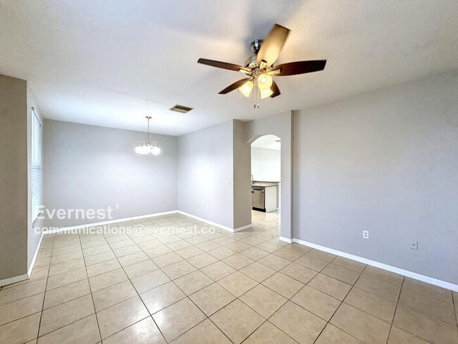 Building Photo - 1564 Deer Tree Ln