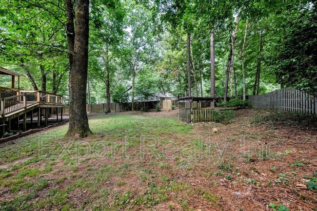 Building Photo - 5501 Heath Row Dr