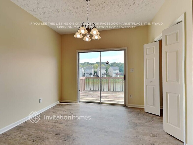 Building Photo - 401 Pondweed Dr