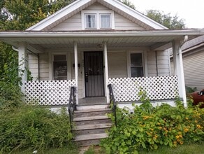 Building Photo - 2050 Berdan Ave