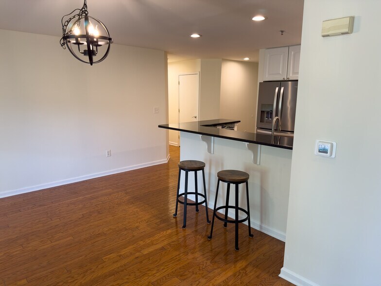 Building Photo - 858 Nittany Ct