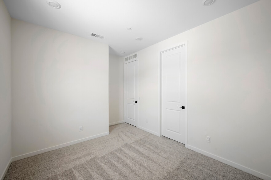 Building Photo - 23724 Wilcox Dr