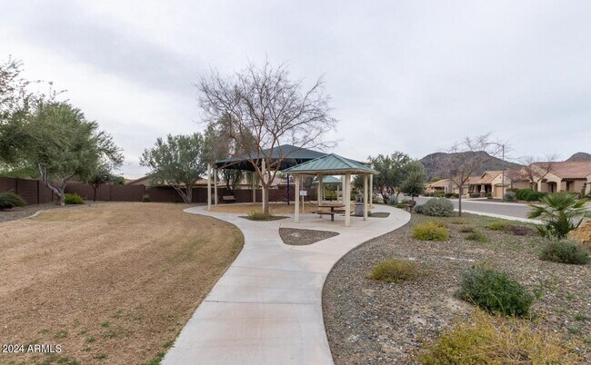 Building Photo - 5230 W Redbird Rd