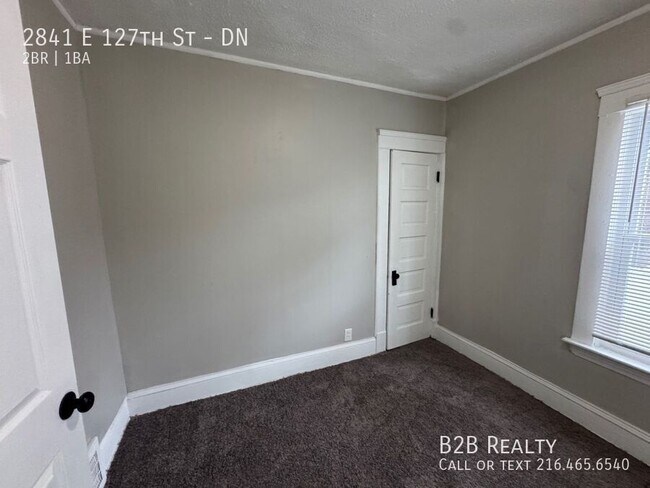 Building Photo - 2841 E 127th St