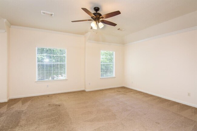 Building Photo - 147 Ledgestone Pl