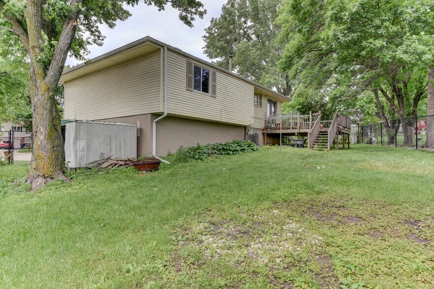 Building Photo - 3514 Glory Cir