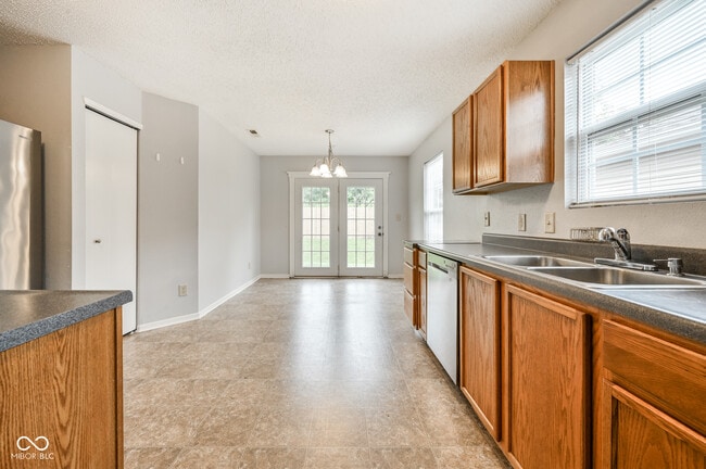 Building Photo - 1804 Feather Reed Ln