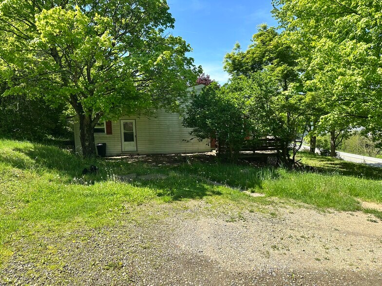 Primary Photo - 4955 Bulltown Rd