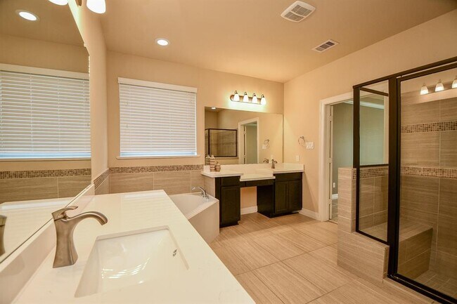 Building Photo - 5551 Mangrove Creek Ln