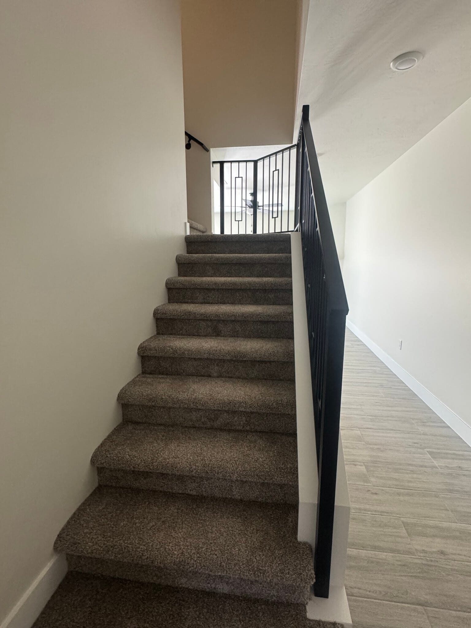 Building Photo - 51 S 4375 W