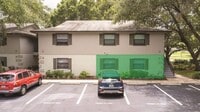 Building Photo - 23 Catalonia Ct