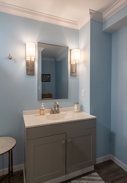 Basement Bathroom - 5686 Barcroft Dr SW