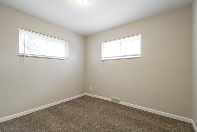 Building Photo - 7113 Salmar Ct