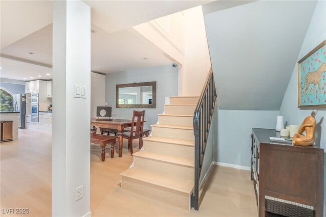 Building Photo - 3024 Bel Air Dr