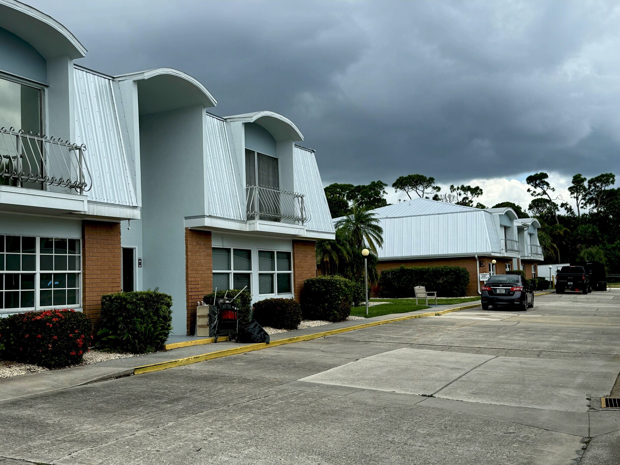 Outside - 22333 Edgewater Dr