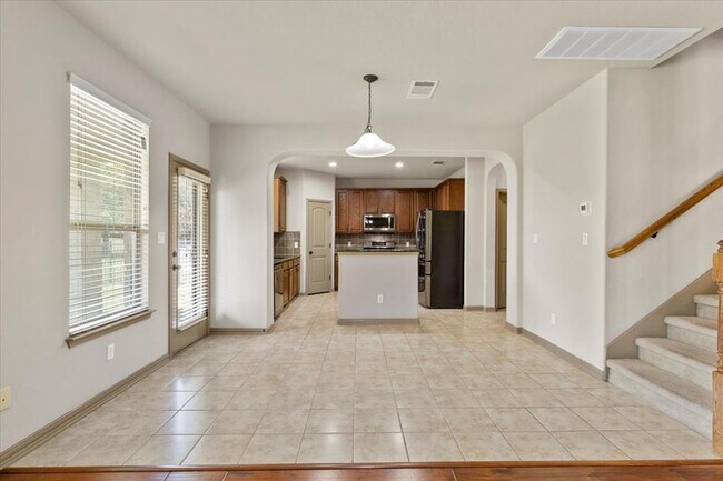 Building Photo - 1509 Greenside Dr