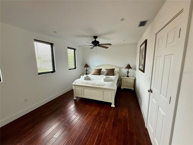 Building Photo - 1257 Tree Bay Ln