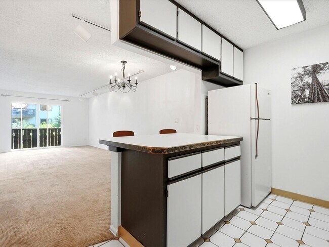 Building Photo - 3250 Oneal Cir