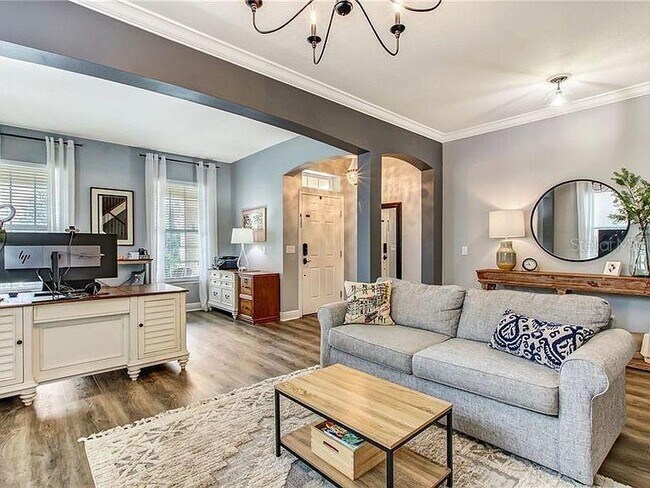 Building Photo - 7332 Colbury Ave