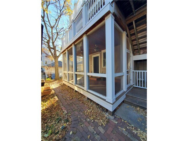 Building Photo - 1712 W 31st St