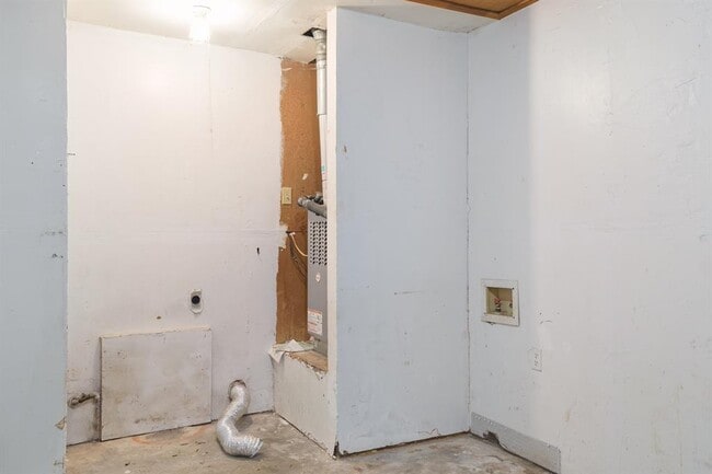 Building Photo - 9206 Kempler Dr