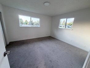 Building Photo - 2 Starglow Cir