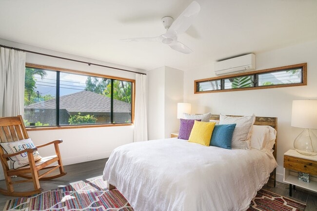 Building Photo - Hawaii Life Presents Mokuleia Beach House 3 bedrooms, 2 full bathrooms, Sleeps 8 - Beautifully bu...