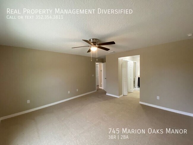 Building Photo - 745 Marion Oaks Manor