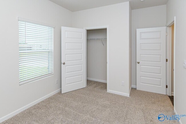 Building Photo - 231 Murphy Ln