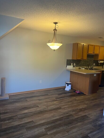 Building Photo - 1585 Serenity Ln
