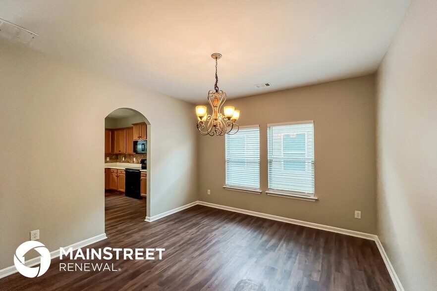 Building Photo - 6421 Cheshire Cove Dr