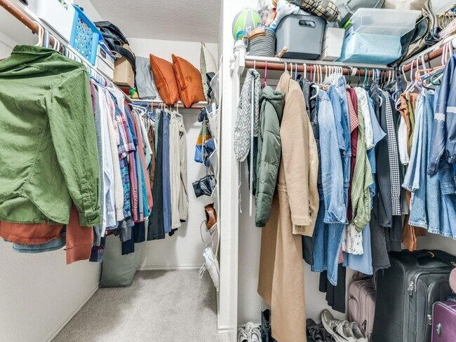 Building Photo - 8406 Beachplum Way