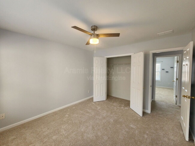 Building Photo - 6101 Vintage Pointe Pl