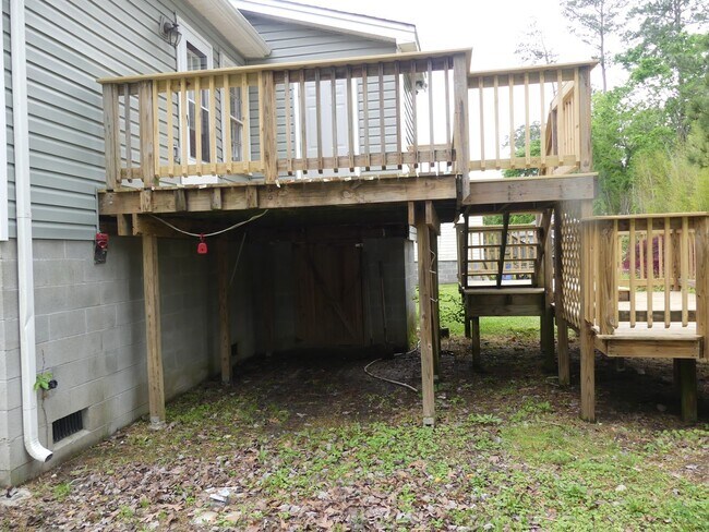 Building Photo - 100 Lodge Rd