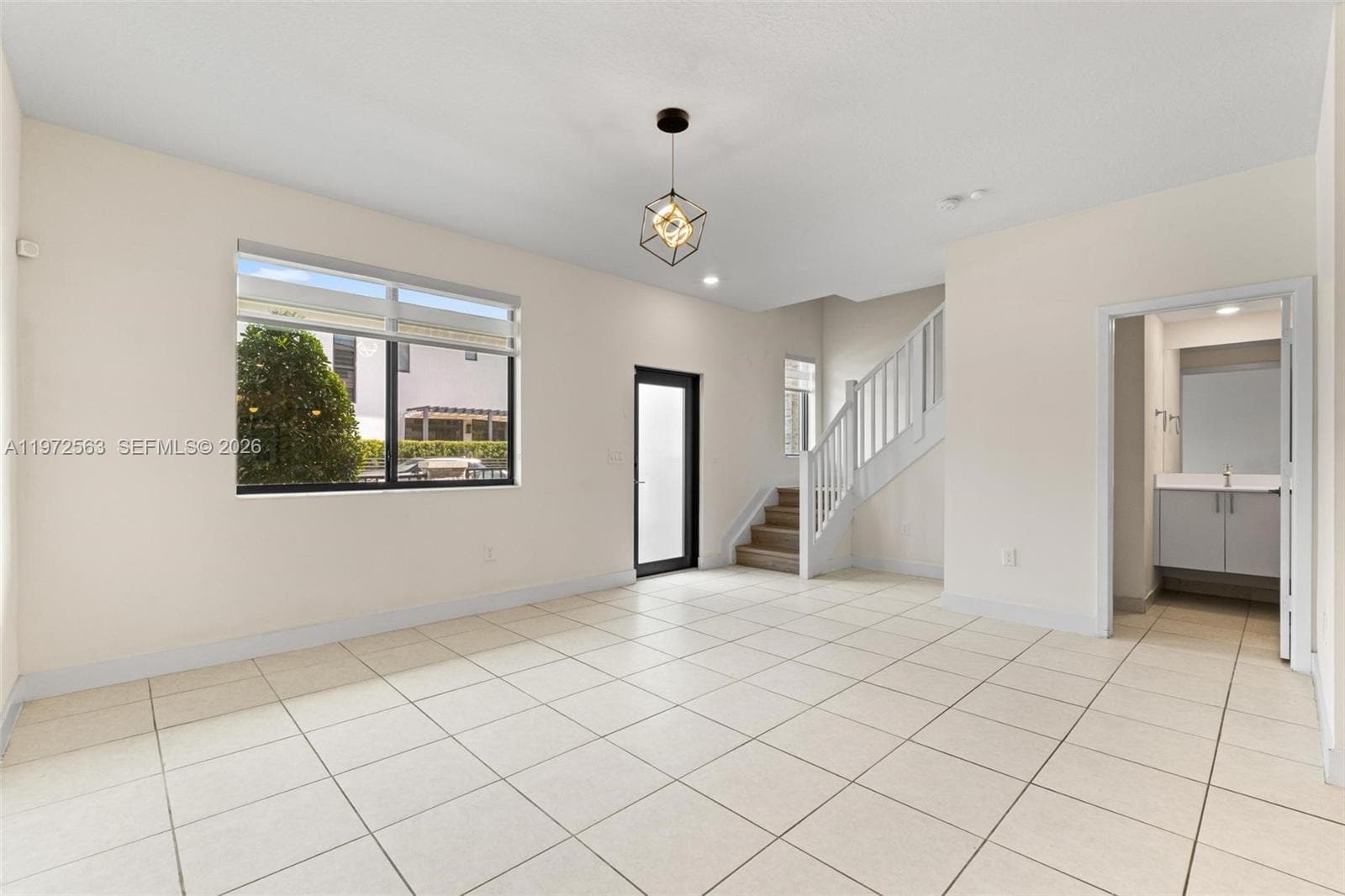 Building Photo - 4546 NW 83rd Ave