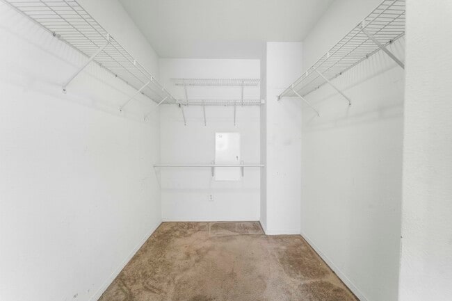 Building Photo - 28225 Clementine Dr