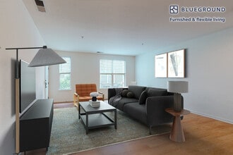 Building Photo - 1700 E 5th St