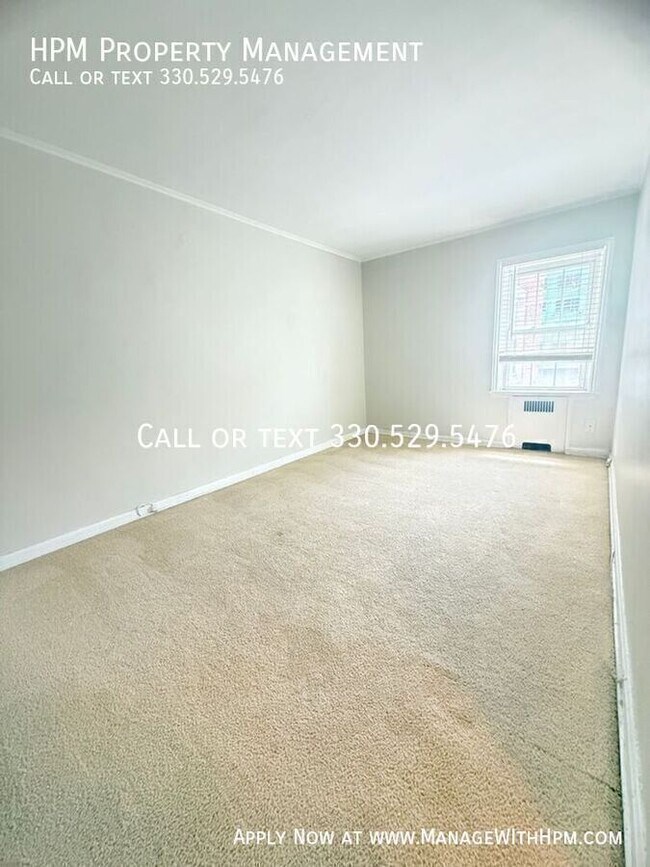 Building Photo - 3363 Warrensville Center Rd